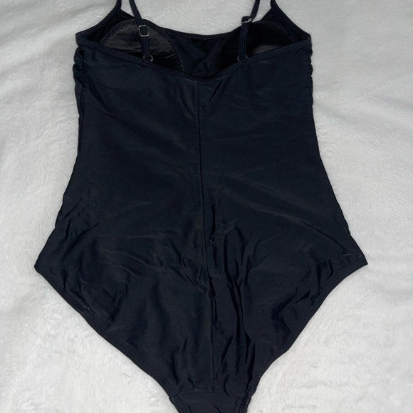 Black one piece swimsuit 🖤 - Picture 2 of 5